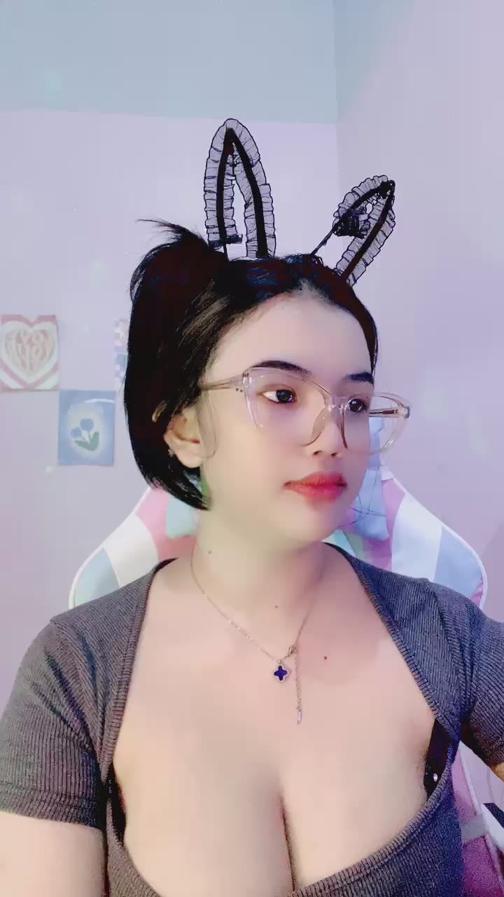 cilla2626 ID: 1792546986553962497 Hot51