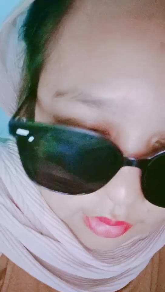 Endelia ID: 3737184 Papaya Live 