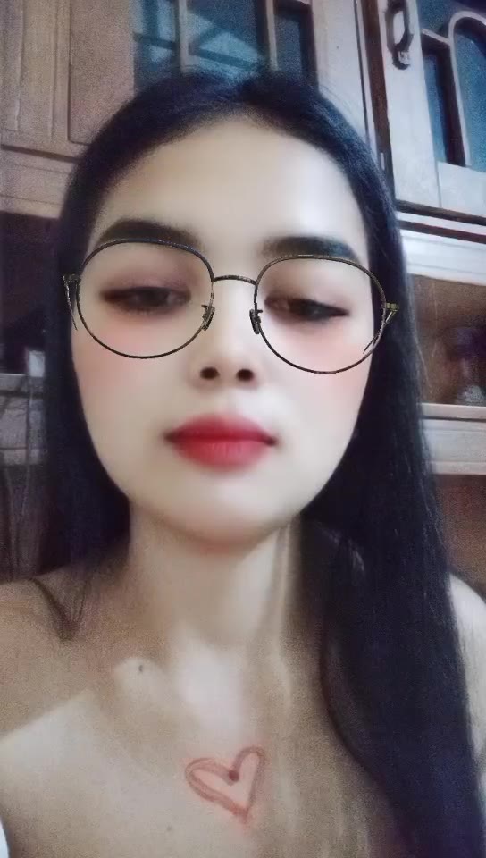 Rere ID: 4075873 Papaya Live