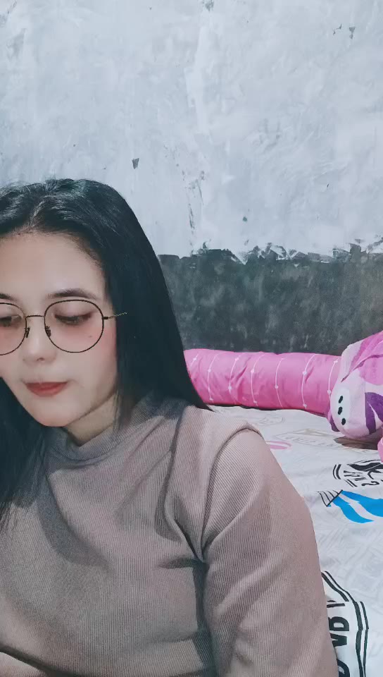 zrebecca ID: 1848580 Papaya Live