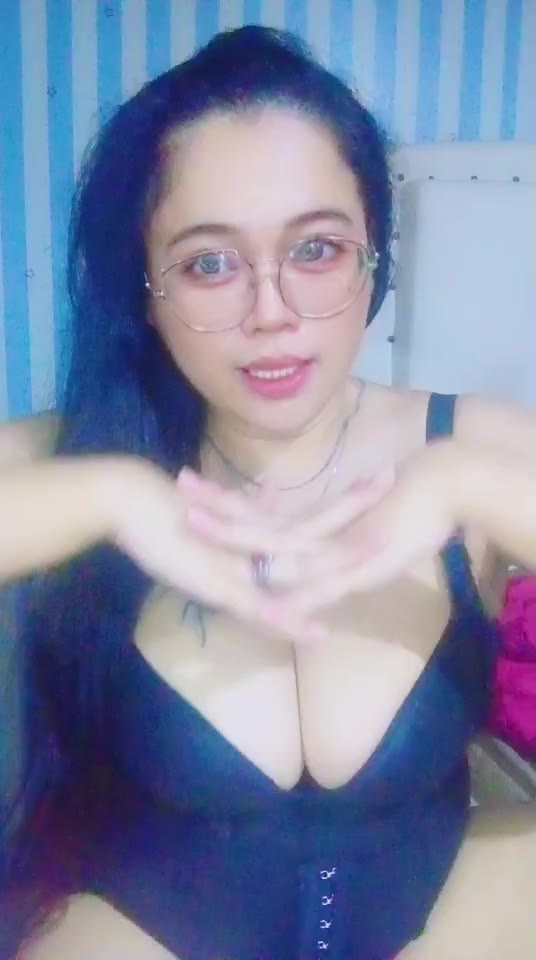 XJLá´‡á´ Éªá´êœ±á´€á´€