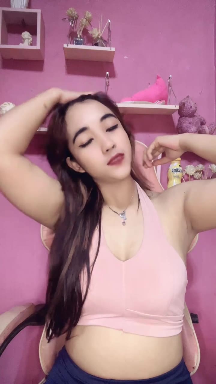 Queen ID 1835047085222596610 Hot51