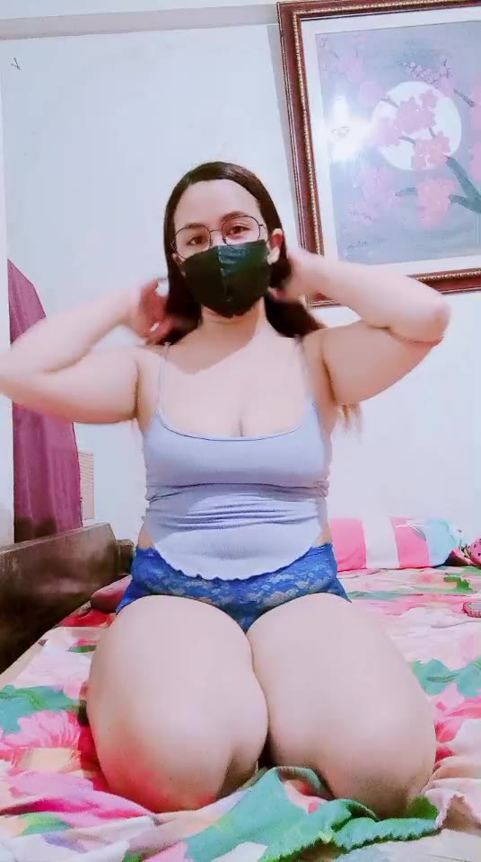 TEMBEM mmek ID 4692555 Papaya Live 