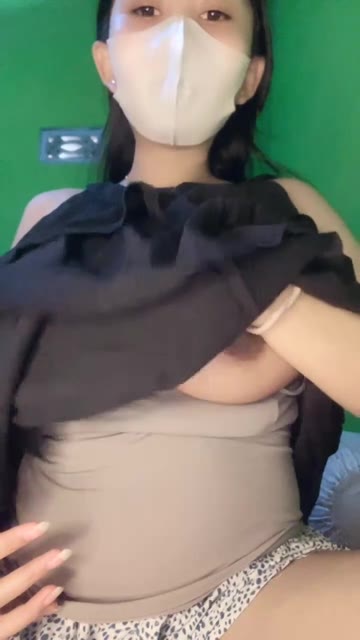 Rows ID 1919999190542065665 Hot51 