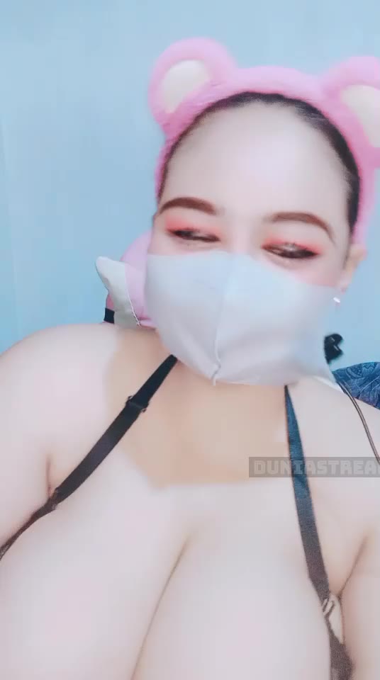 Lyn ID 3141103 Papaya Live