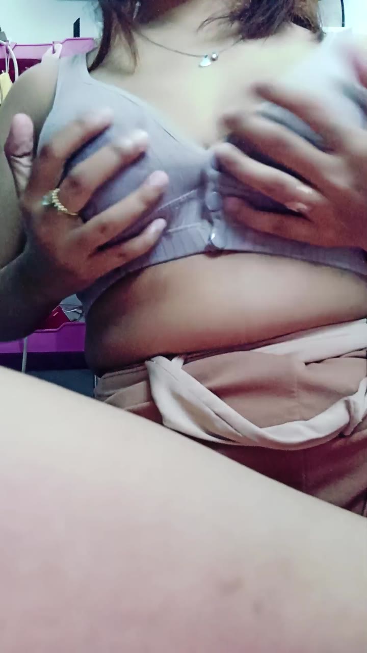 Milan ID 1951524339884699649 Hot51 telegram bot @DSrecordbot