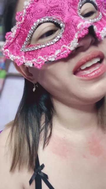 Queenstarhot ID 1870404343745323009 Hot51 