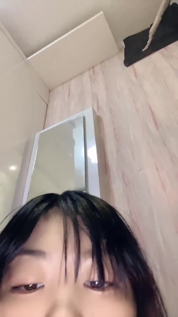 Meyyka ID 2016551429867163649 Hot51